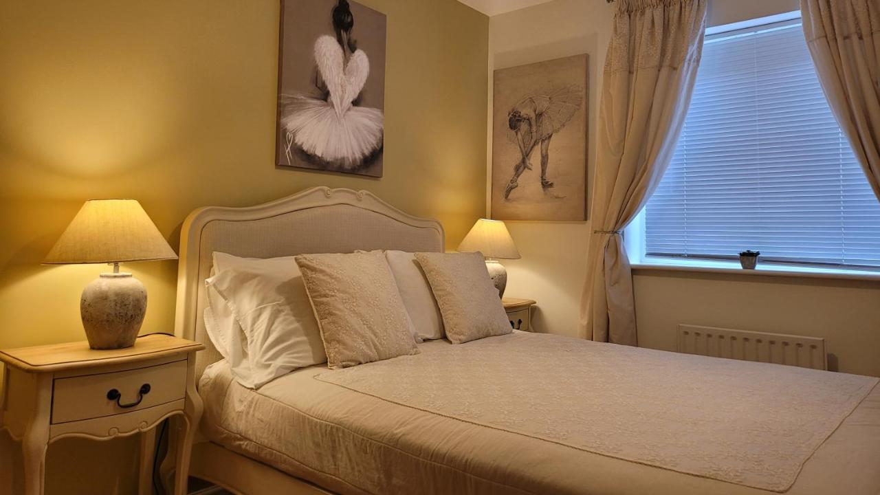 Three Bedroom Apartment By Beautiful Park London Exterior photo