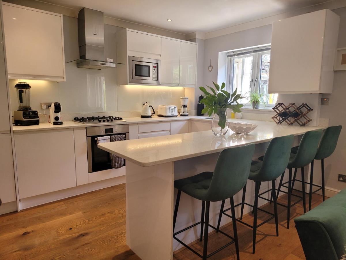 Three Bedroom Apartment By Beautiful Park London Exterior photo