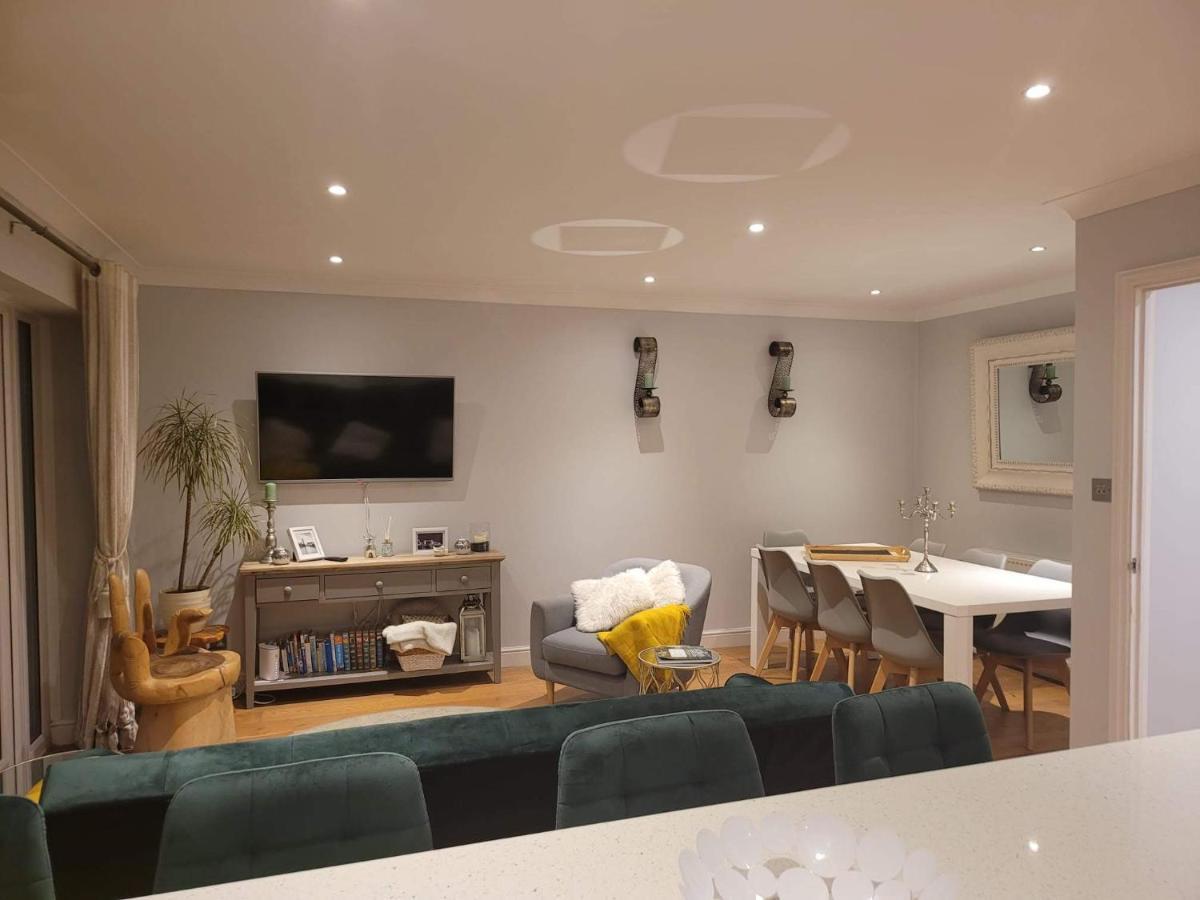 Three Bedroom Apartment By Beautiful Park London Exterior photo